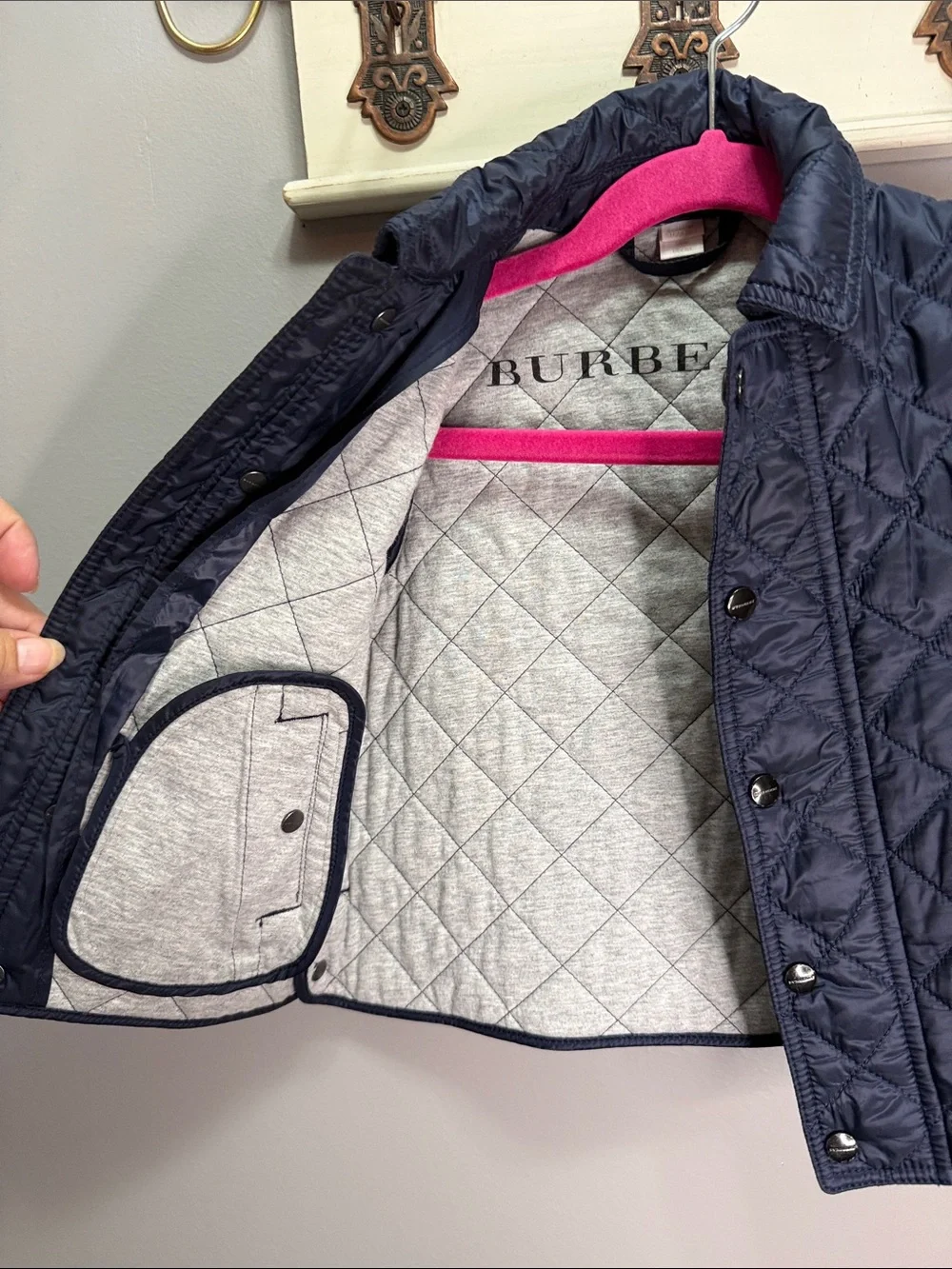 Burberry Kids Diamond-Quilted Barn Jacket in navy blue Size 18 Months